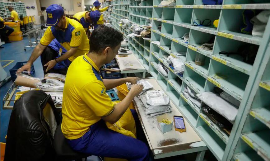 Concurso dos Correios destina 30% das vagas para negros e indígenas