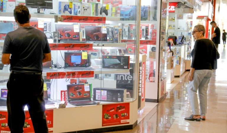 Black Friday: Cuidado com as falsas promoções; veja como evitar transtornos e golpes