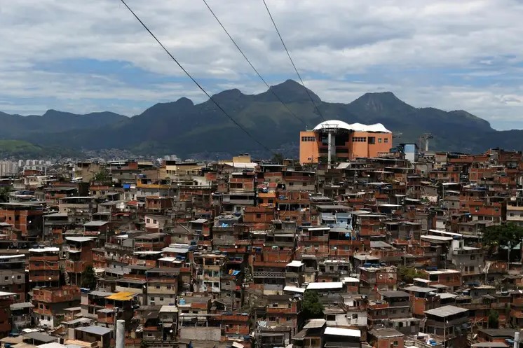 Falta de serviços básicos preocupa periferias, aponta G20 Favelas