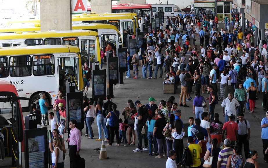 Distrito Federal congela tarifas de ônibus até 2026