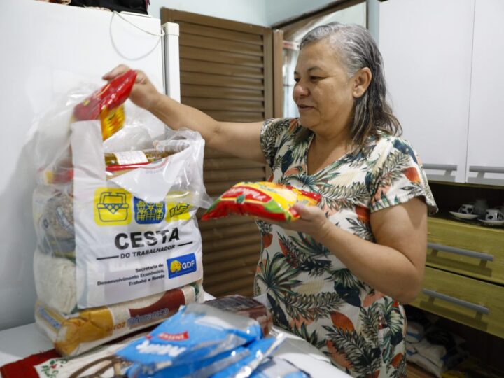 Programa Cesta do Trabalhador já beneficiou mais de 50 mil desempregados no DF