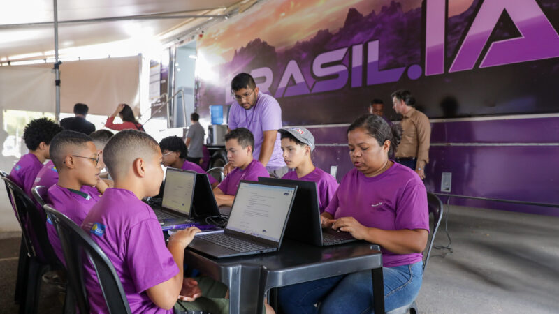 Projeto Brasil.IA: investimento de R$ 13 milhões do GDF leva capacitação digital a Água Quente e outras 27 regiões administrativas