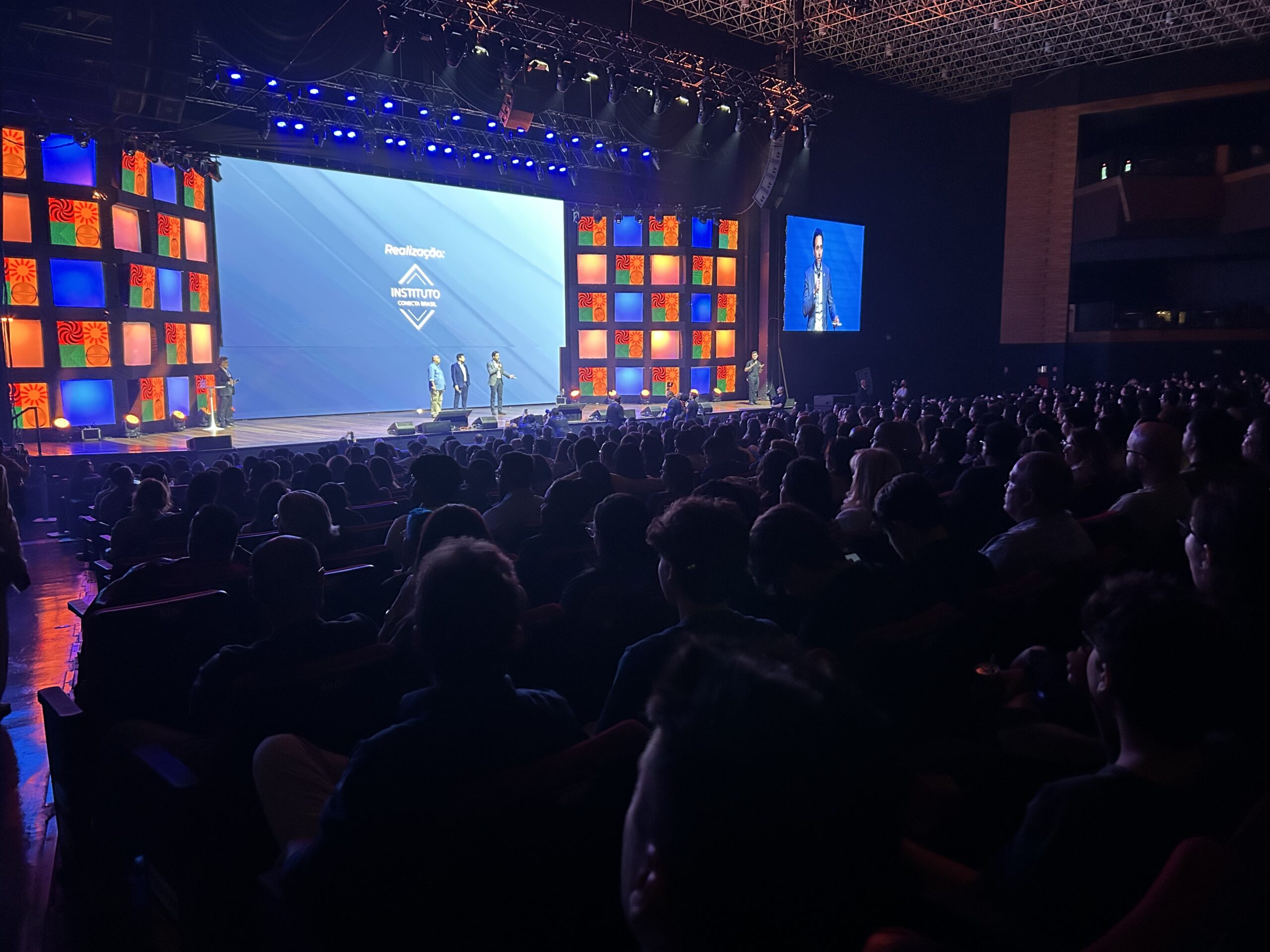 Mais de 16 mil pessoas participam do primeiro dia do Innova Summit 2025 em Brasília