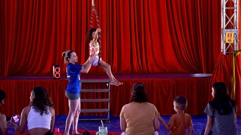 Projeto leva oficinas gratuitas de circo e cultura a jovens de São Sebastião