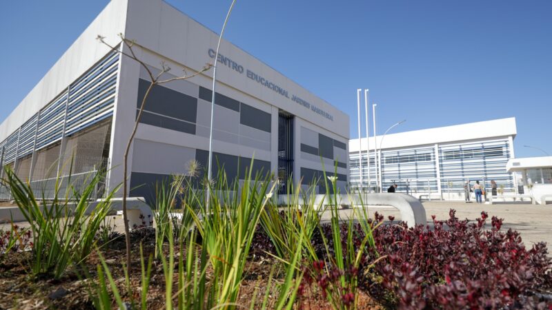 Inaugurada primeira escola pública do Jardins Mangueiral, com investimento de mais de R$ 15 milhões