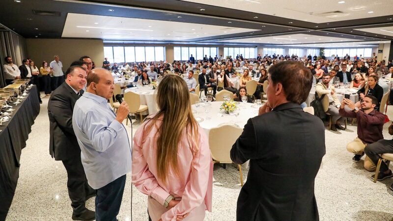 Governador Ibaneis Rocha destaca regularização de igrejas e moeda social como avanços para o segmento religioso