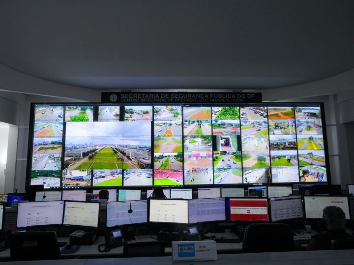 Plataforma DF 360 integra câmeras públicas e privadas em sistema único de monitoramento no Distrito Federal
