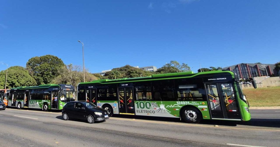 Dezoito ônibus elétricos reforçam frota do transporte público do DF