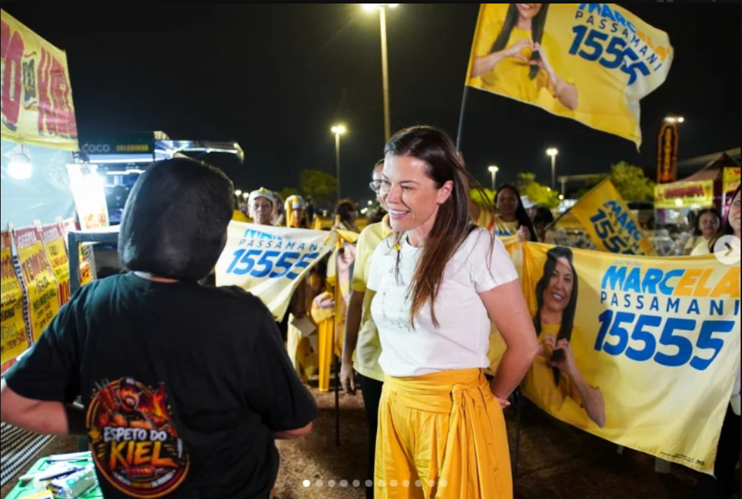 Candidata a distrital, Marcela Passamani visita feira de food trucks no Guará e garante que lutará pela categoria